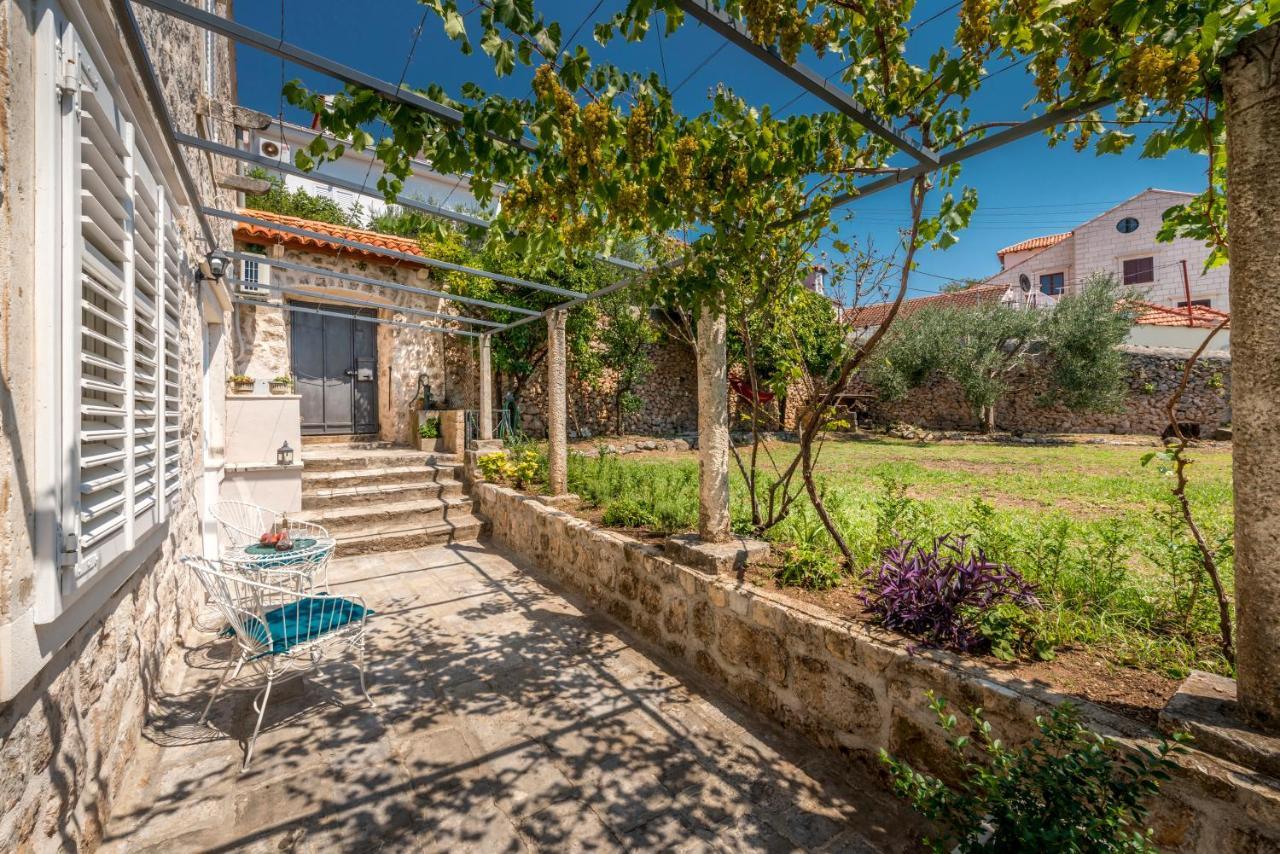 Apartment Old Garden دوبروفينك المظهر الخارجي الصورة